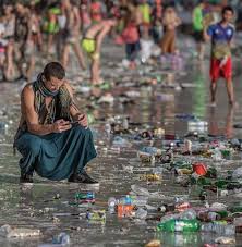 Tourist stumbles upon ‘sea of poop’ at Thailand’s Full Moon Party beach, shocking video surfaces